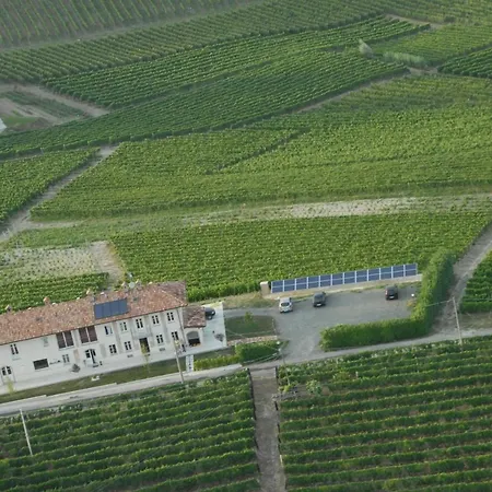 Cinque Camini Lantgård
